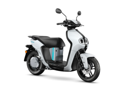 2023-Yamaha-EJE025-EU-Milky_White-360-Degrees-001-03