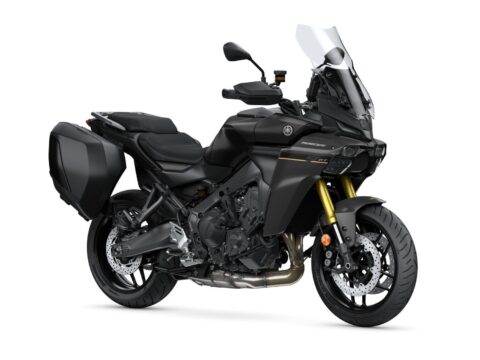 yamaha-tracer-9-gt-lateral-maletas