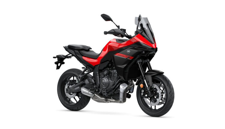 2026-Yamaha-MT07TRS-EU-Redline-360-Degrees-001-03