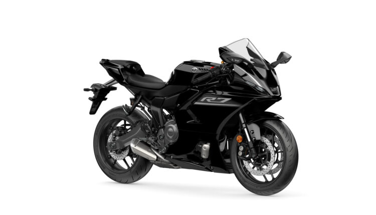 yamaha-r7-01