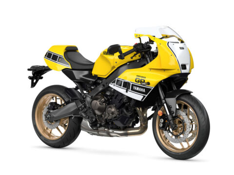 yamaha-xsr900-gp-estudio-amarilla